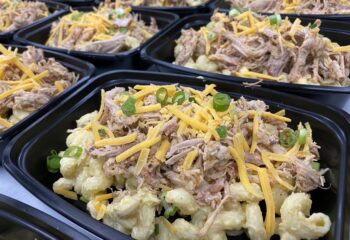Pulled Pork Jalapeno Popper Cauliflower Mac and Cheese